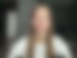 Live cam show with Luna - New Teen (18+) on LiveSexCams6
