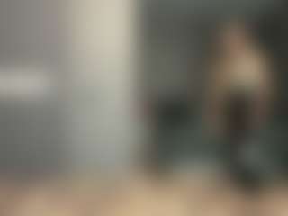 Luna's Live Sex Cam Show