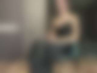 Luna's Live Sex Cam Show