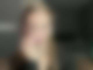 Luna's Live Sex Cam Show