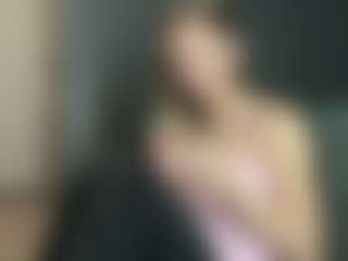 Live cam show with Luna - Ass Clapping on Camsoda