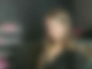 Live cam show with Luna - Butt Plug on Milfs Live