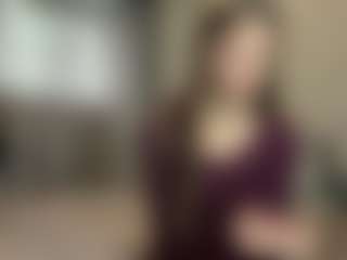 Live cam show with Luna - Flashing on Strip Flash - Live Sex Shows