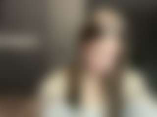 Live cam show with Luna - Butt Plug on sexytreat.net