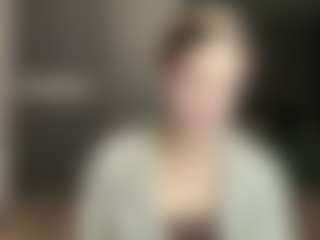 Live cam show with Luna - Average on testsause.com