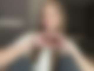 Spettacolo in cam dal vivo con Luna - Flashing su Camsoda