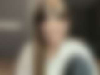 Live cam show with Luna - Butt Plug on madthumbs
