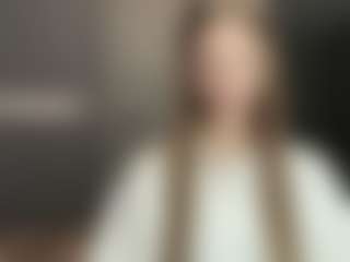 Live cam show with Luna - Ass Clapping on TeamSkeetLive