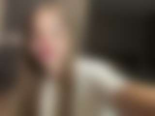 Luna's Live Sex Cam Show