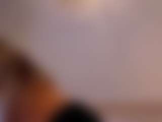 Live cam show with MarshaGriffin - College on Fling VIP Chat