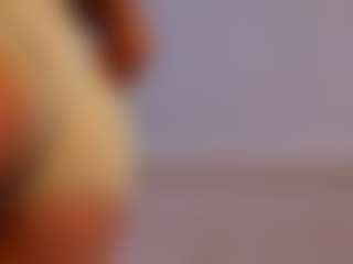 Live cam show with MarshaGriffin - Smoking on Camsoda