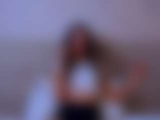 Live cam show with MarshaGriffin - Ass Bouncing on Camsoda