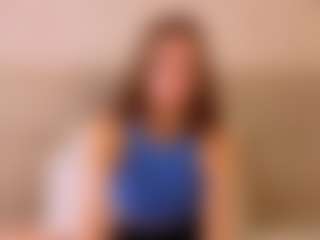 Live cam show with MarshaGriffin - Teen (18+) on Camsoda