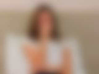Live cam show with MarshaGriffin - Fingering on TeamSkeetLive