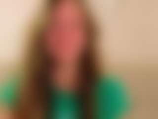 Live cam show with MarshaGriffin - Fingers on TeamSkeetLive