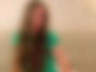 Live cam show with MarshaGriffin - Deepthroat on StripNow