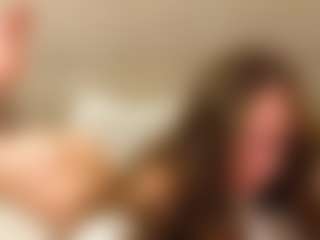 Live cam show with MarshaGriffin - Flashing on Dare Cams