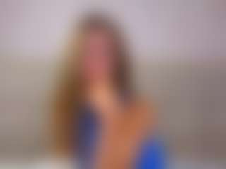 Live cam show with MarshaGriffin - Smoking on fuck-show.com