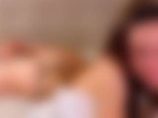 Live cam show with MarshaGriffin - Middle Aged on Camsoda