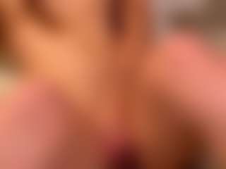Live cam show with MarshaGriffin - Striptease on fapnchat