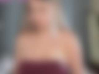 MilaSweetCandy's Live Sex Cam Show