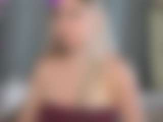 Live cam show with MilaSweetCandy - Cute on WildCum