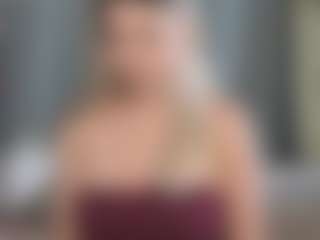 MilaSweetCandy's Live Sex Cam Show