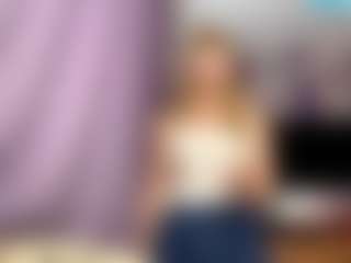 Karinaaa's Live Sex Cam Show