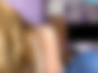 Karinaaa's Live Sex Cam Show