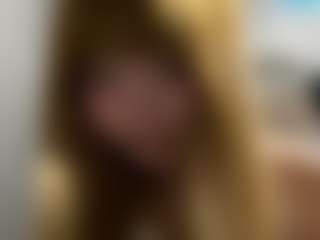Karinaaa's Live Sex Cam Show