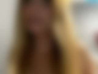 Karinaaa's Live Sex Cam Show