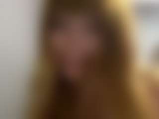 Karinaaa's Live Sex Cam Show
