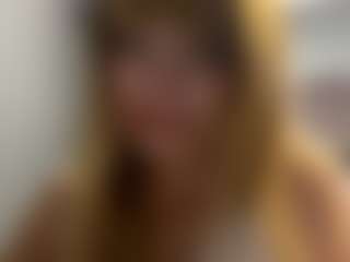 Karinaaa's Live Sex Cam Show