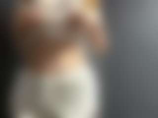 Karinaaa's Live Sex Cam Show