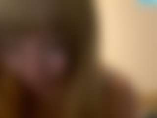 Karinaaa's Live Sex Cam Show