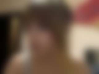Live cam show with Karinaaa - Erotic Dance on intimatelivegirls.com