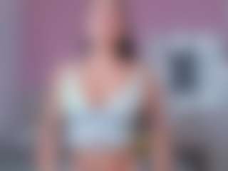 Live cam show with sofiaangel - Skinny MILF on fapnchat