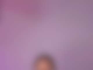 Live cam show with sofiaangel - Athletic MILF on Camsoda