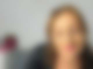 SophieGentle's Live Sex Cam Show