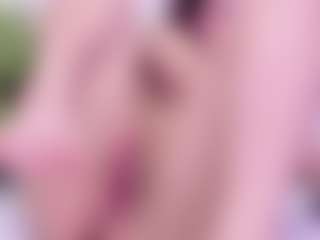 Symphonny's Live Sex Cam Show