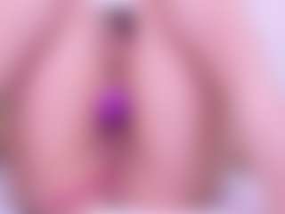 Symphonny's Live Sex Cam Show
