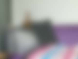 ThickianaRider's Live Sex Cam Show