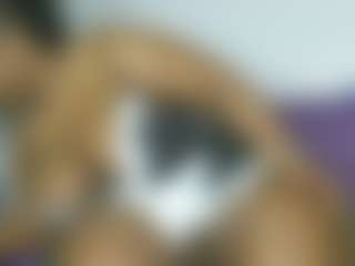 ThickianaRider's Live Sex Cam Show