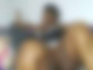 ThickianaRider's Live Sex Cam Show