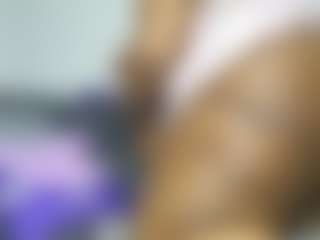 ThickianaRider's Live Sex Cam Show