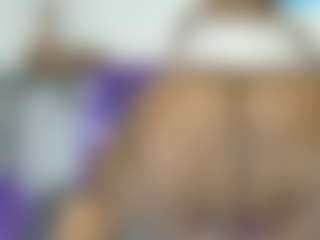 ThickianaRider's Live Sex Cam Show