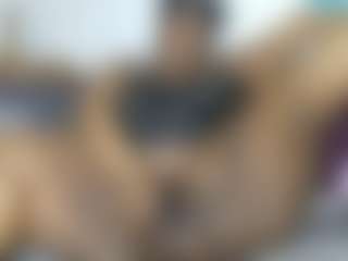 ThickianaRider's Live Sex Cam Show