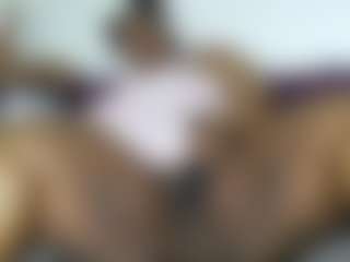 Live cam show with ThickianaRider - Ass Clapping on justonemore.cc