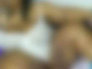 ThickianaRider's Live Sex Cam Show