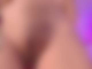 VictoriaH's Live Sex Cam Show